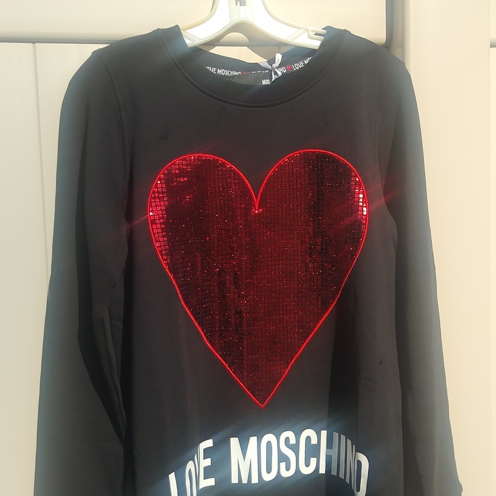 Love Mosvhino New Red Heart Long Sweatshirt, Dress Small - Picture 2 of 10